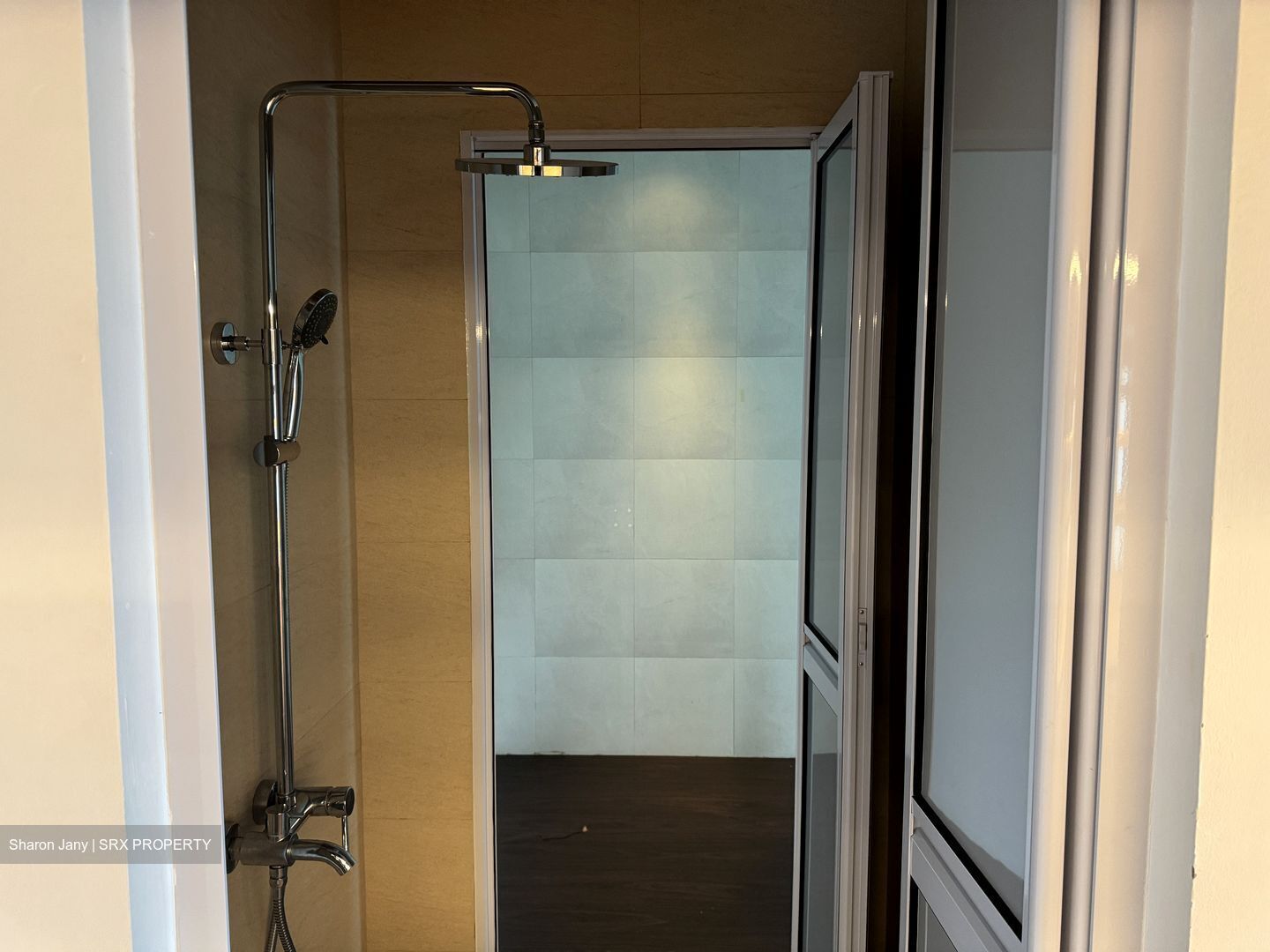 M Hotel (D2), Retail #554378181